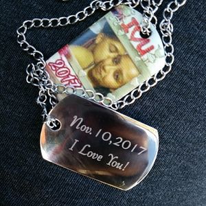 Meet your Posher, Eva